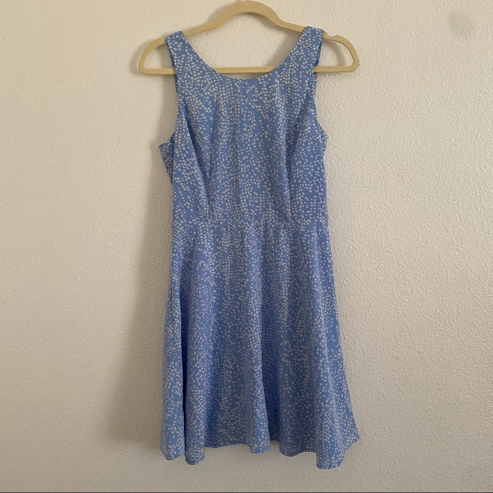 🌷MOVING SALE